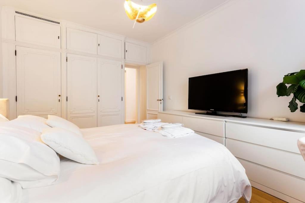 Maison Josephine Stunning Champs-elysees 3 Bedrooms * Parijs