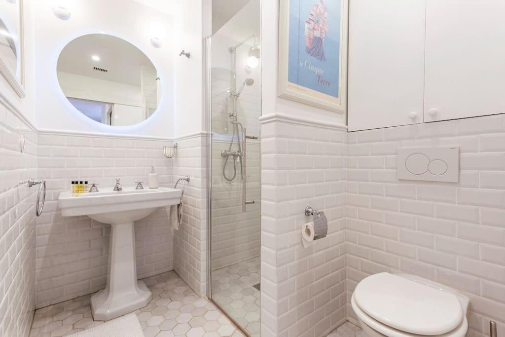 Maison Josephine Stunning Champs-elysees 3 Bedrooms Parijs