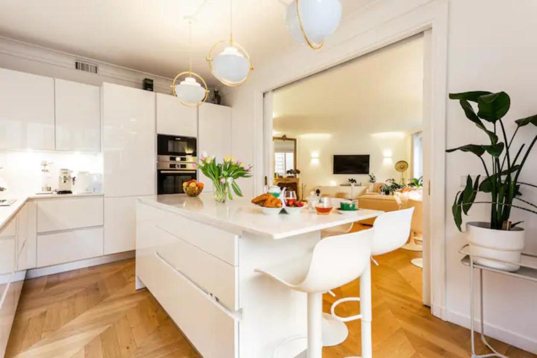 Appartement Maison Josephine Stunning Champs-elysees 3 Bedrooms