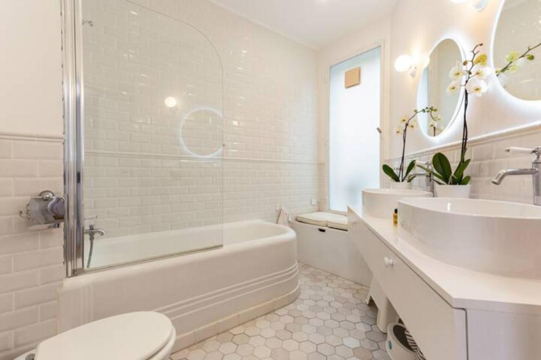 Maison Josephine Stunning Champs-elysees 3 Bedrooms Appartement *