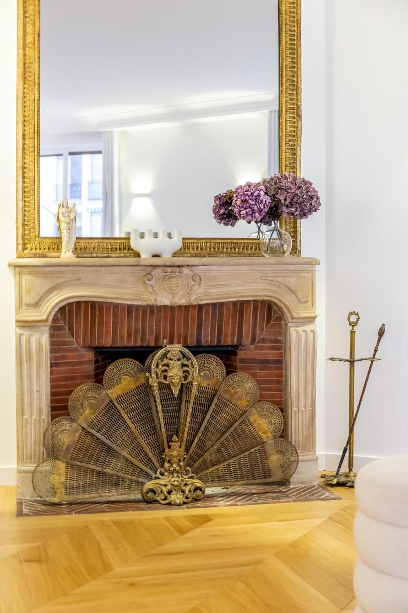 Maison Josephine Stunning Champs-elysees 3 Bedrooms Parijs